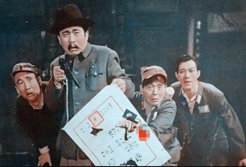 【睡前消息558】俄罗斯征兵、乌克兰“拉壮丁”,哪个值得学? | 睡前消息在线文稿